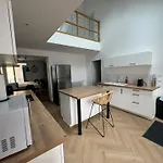 Apartament En Centre-ville - Local Velos Disponible