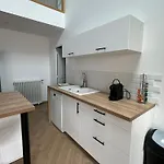Apartament En Centre-ville - Local Velos Disponible Mayenne