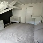 Apartament En Centre-ville - Local Velos Disponible Mayenne
