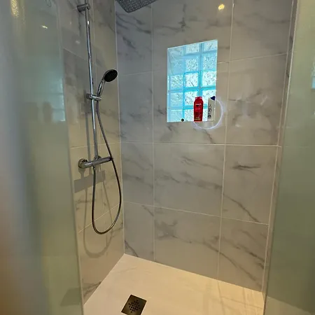 En Centre-ville - Local Vélos Disponible * Mayenne