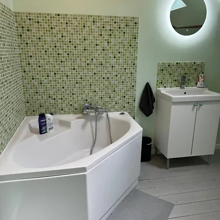 En Centre-ville - Local Vélos Disponible Appartamento Mayenne