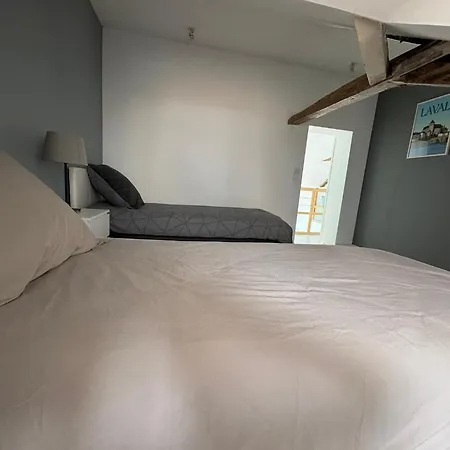 En Centre-ville - Local Velos Disponible * Mayenne