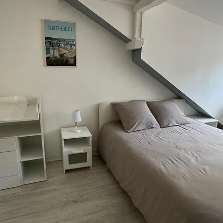 En Centre-ville - Local Velos Disponible