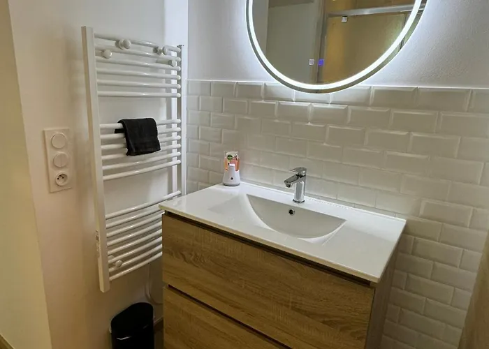 En Centre-ville - Local Velos Disponible