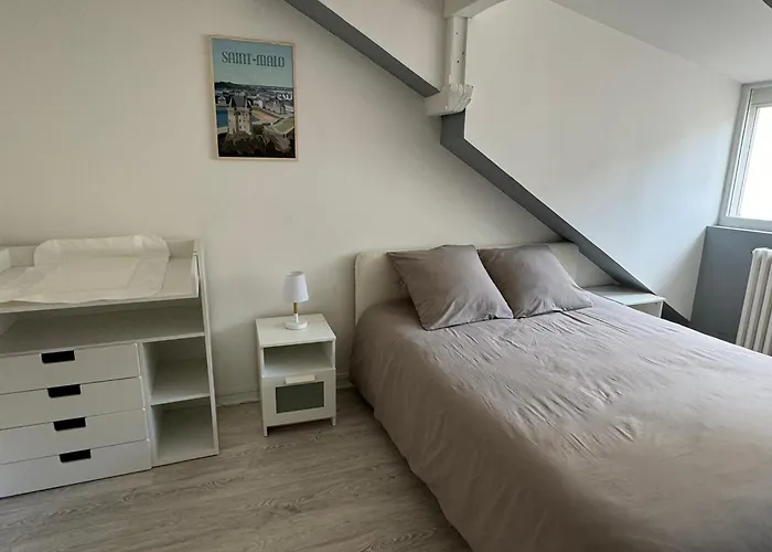 En Centre-ville - Local Velos Disponible